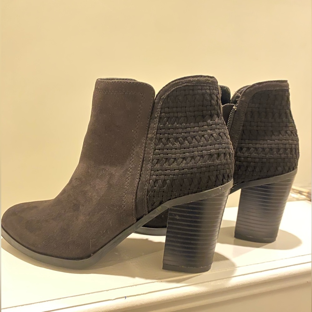 Madden Girl Black Suede Ankle Bootie EUC